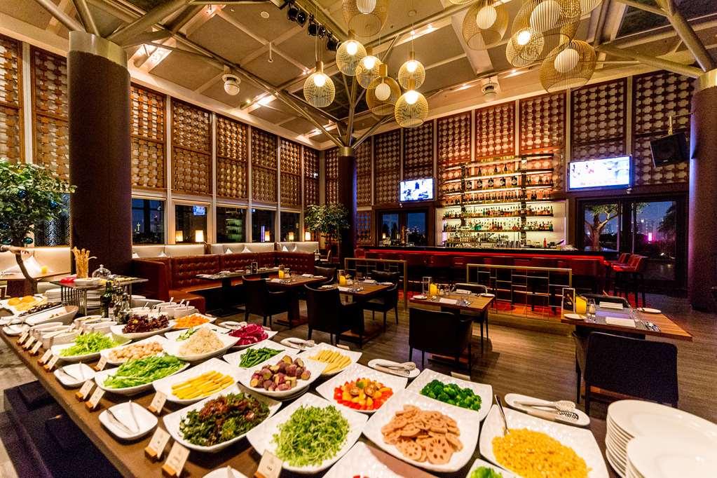 Windsor Hotel Taichung Restaurante foto The interior of the restaurant