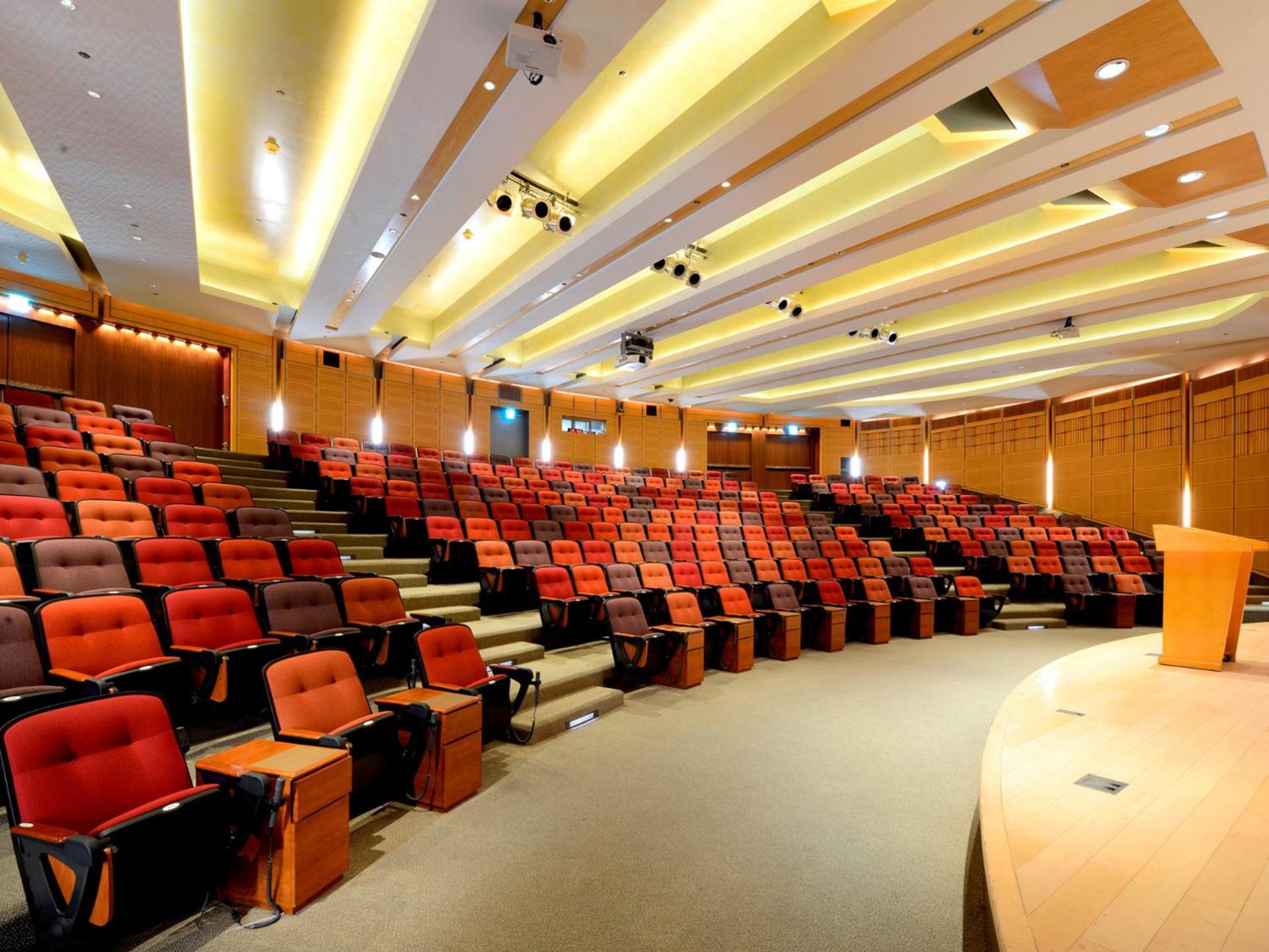 Windsor Hotel Taichung Exterior foto Auditorium